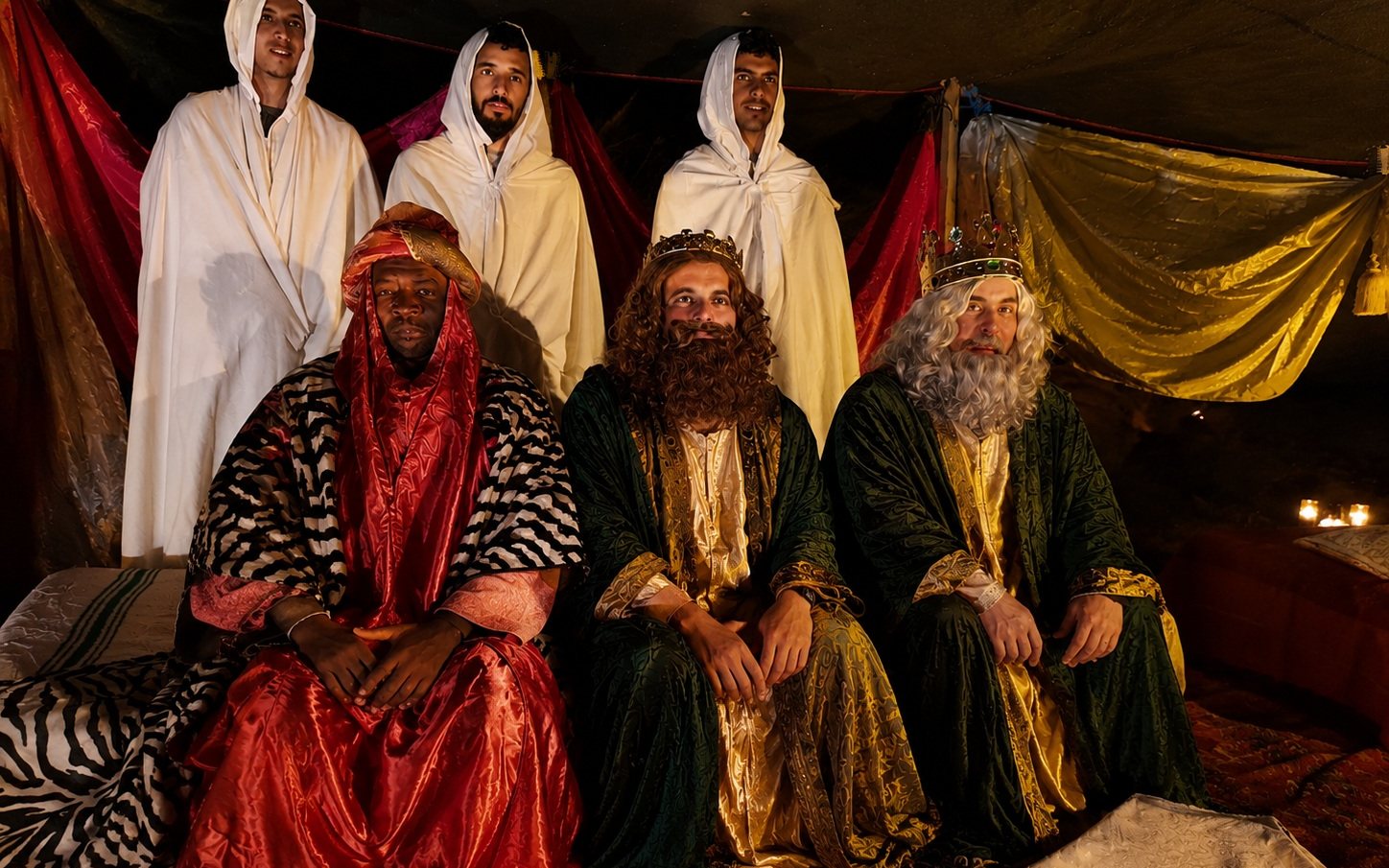 SS.MM. los Reyes Magos en su jaima